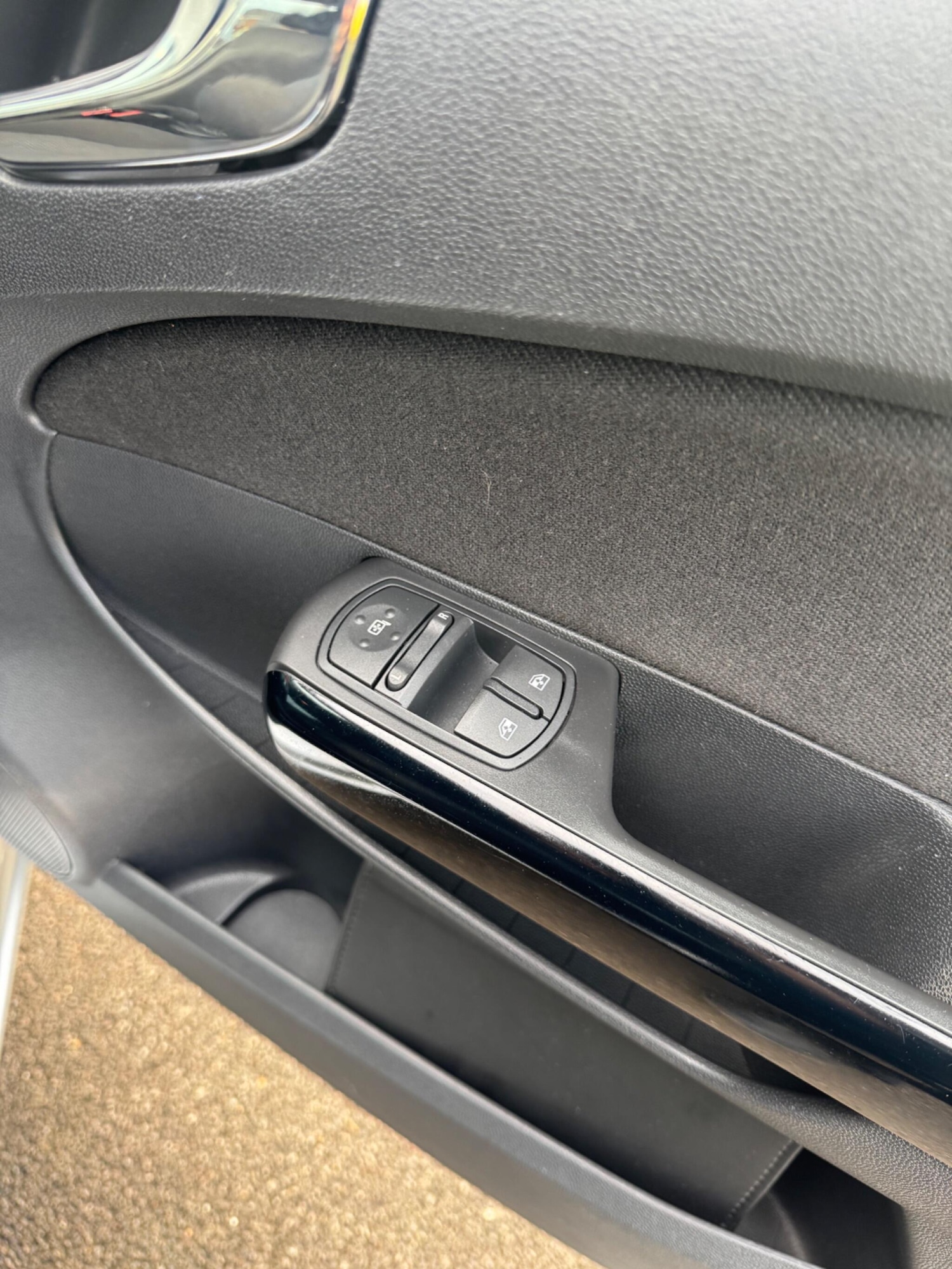 Used Vauxhall Corsa 2011 for sale - 76592702: Photo 14