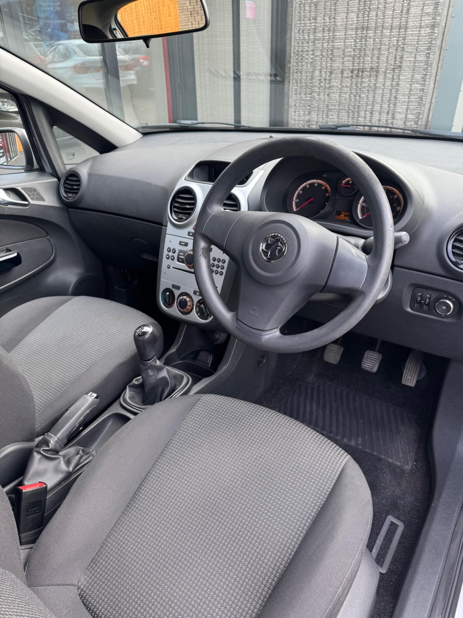 Used Vauxhall Corsa 2011 for sale - 76592702: Photo 15