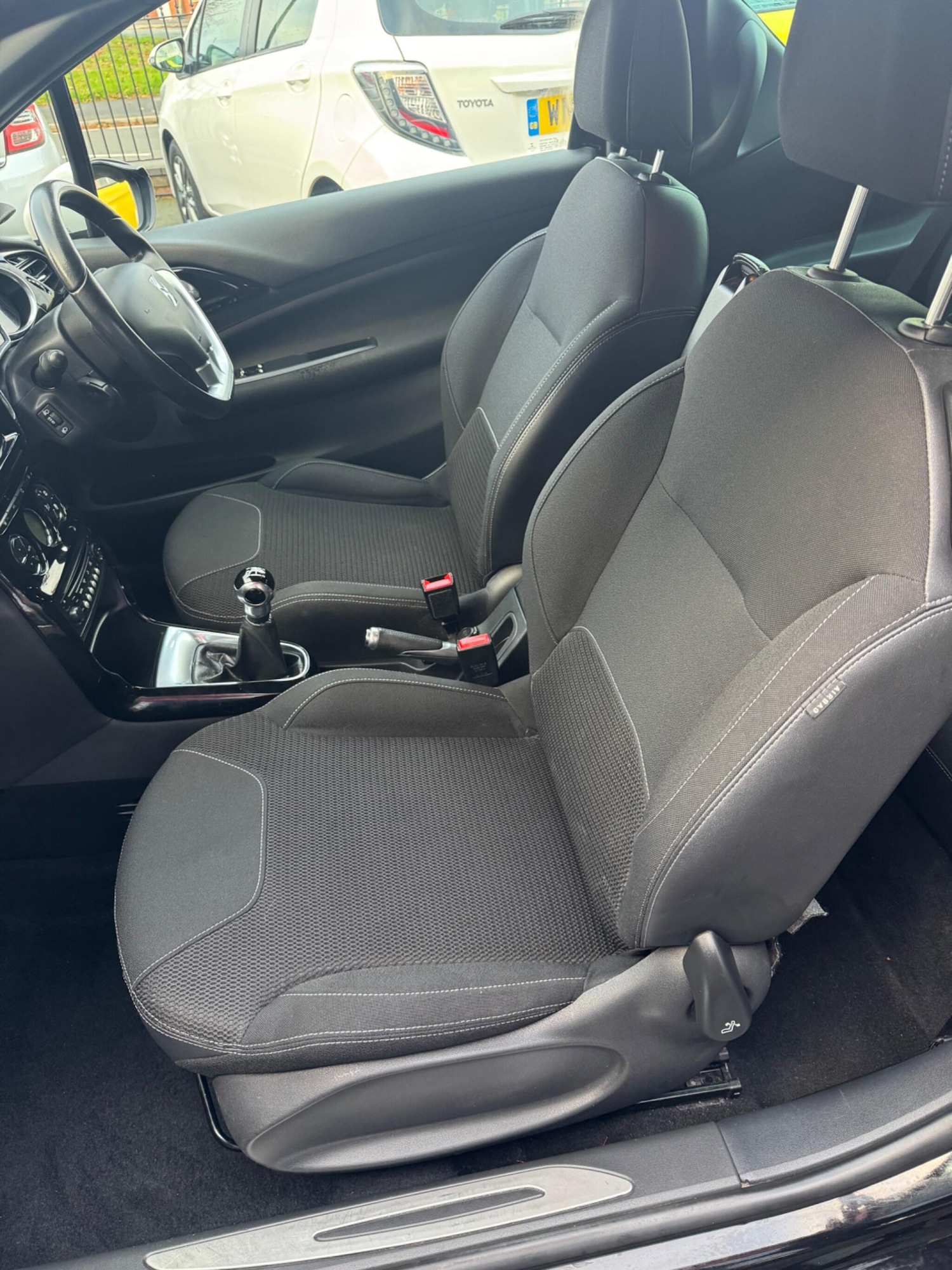 Used Citroen DS3 2014 for sale - 76377886: Photo 10