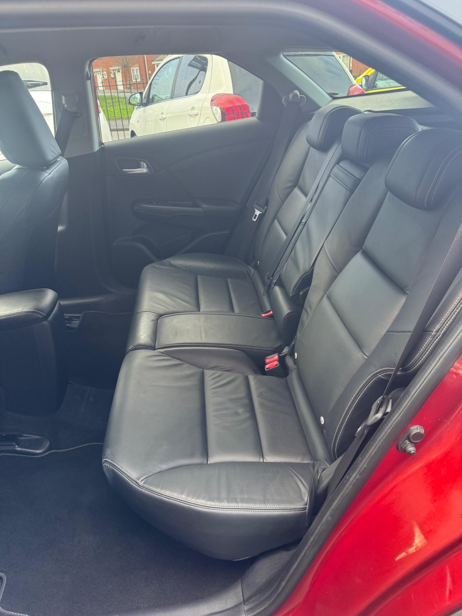 Used Honda Civic 2015 for sale - 76926136: Photo 11