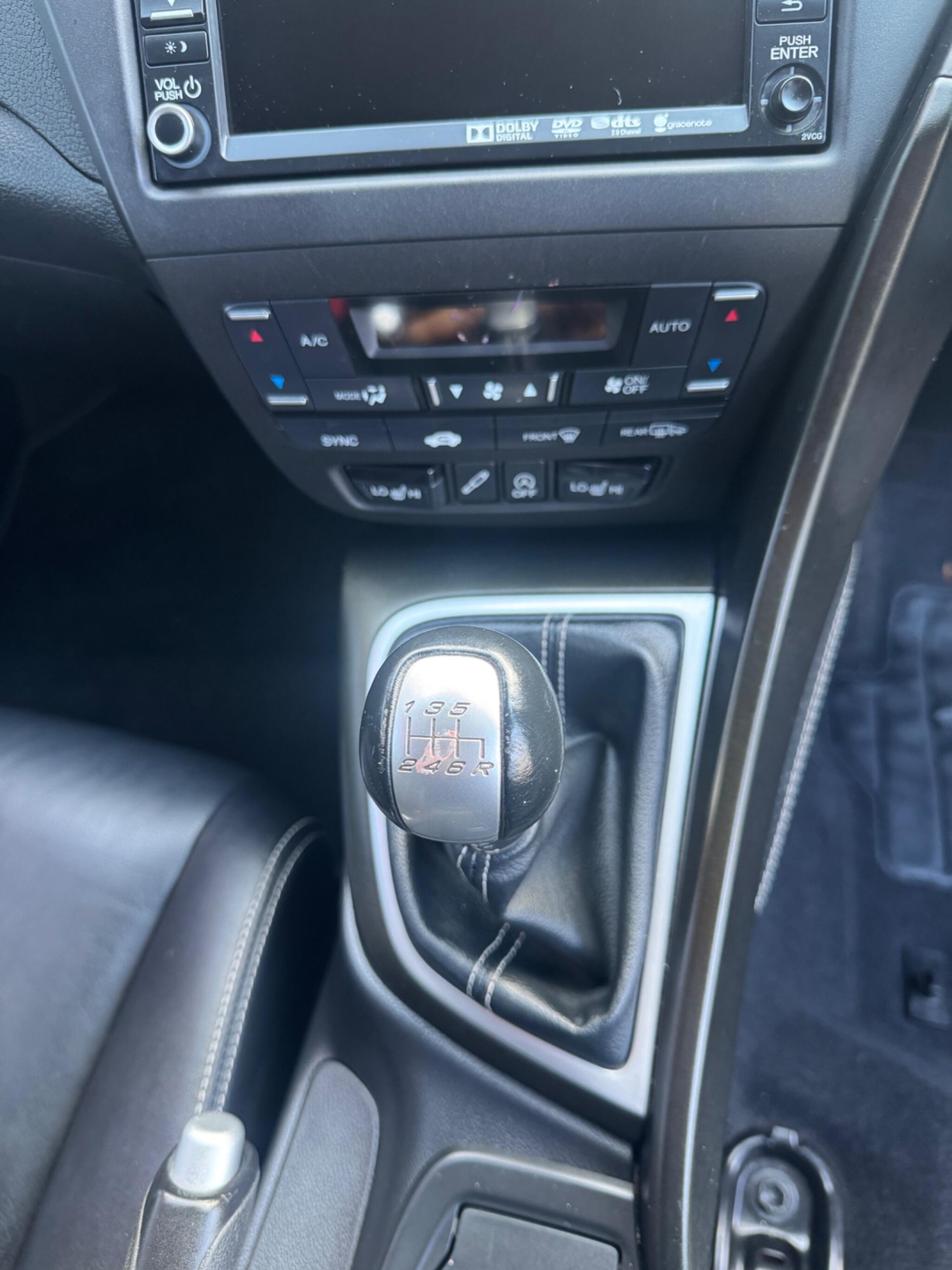 Used Honda Civic 2015 for sale - 76926136: Photo 17