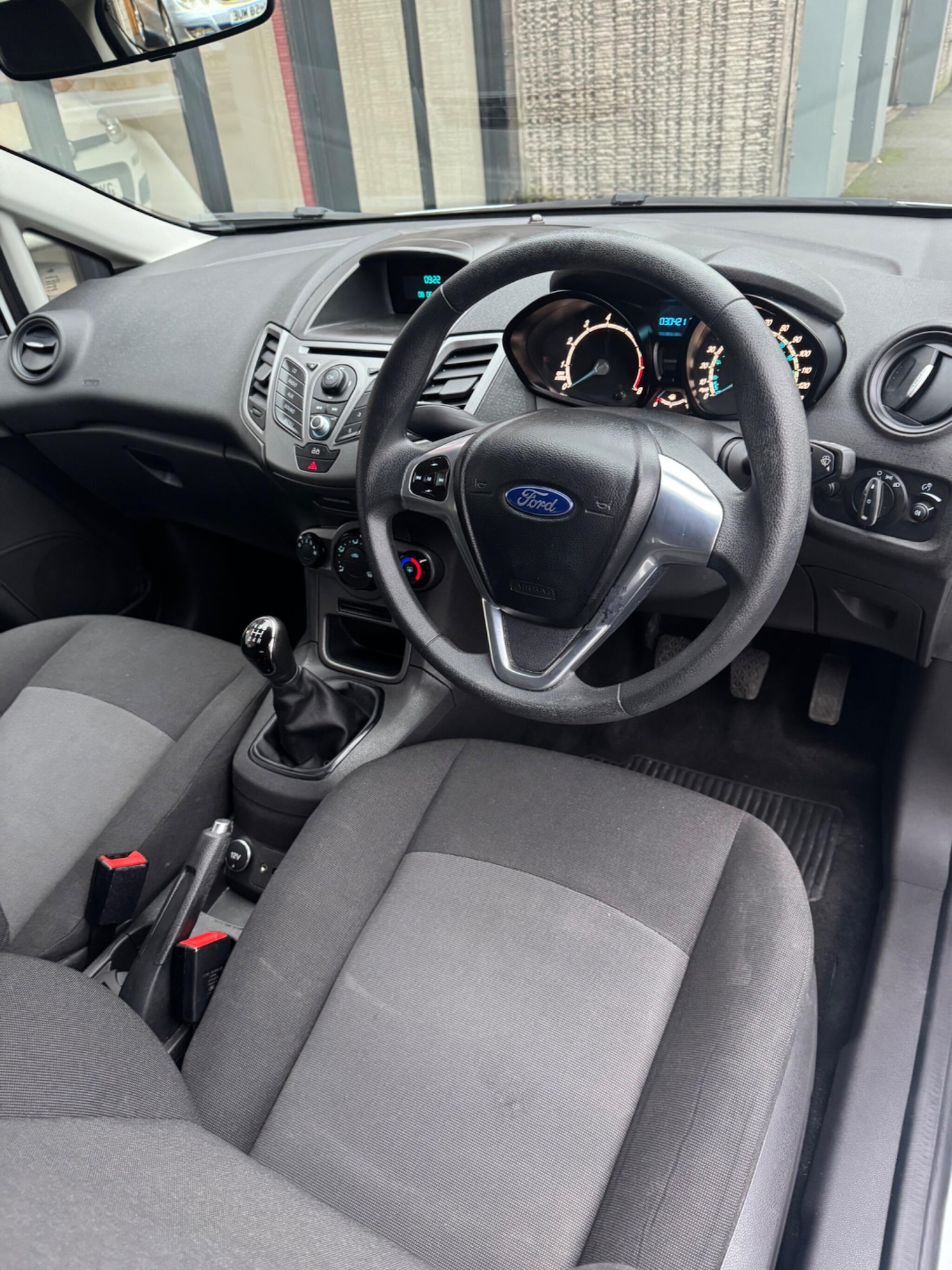 Used Ford Fiesta 2014 for sale - 77143547: Photo 14