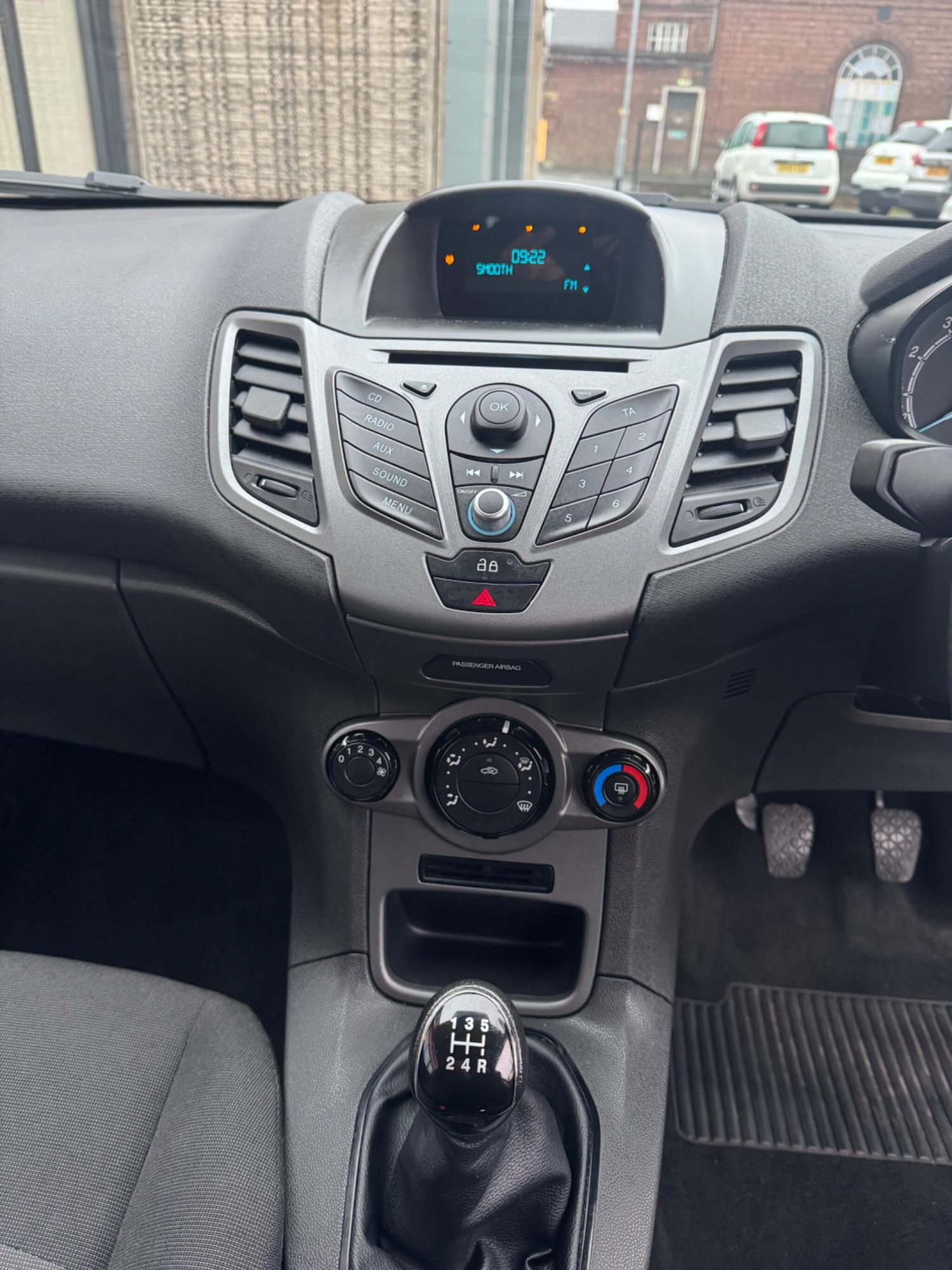 Used Ford Fiesta 2014 for sale - 77143547: Photo 15