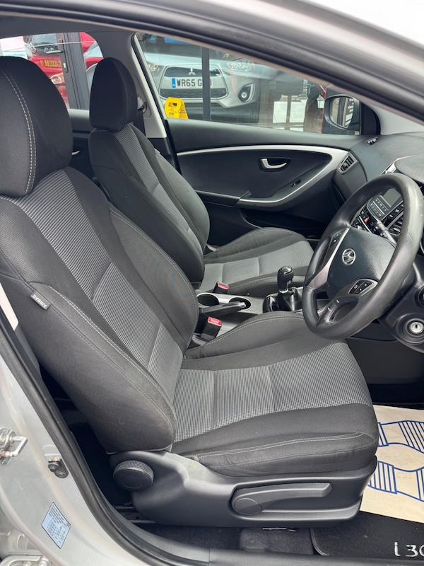 Used Hyundai i30 2012 for sale - 75378264: Photo 8