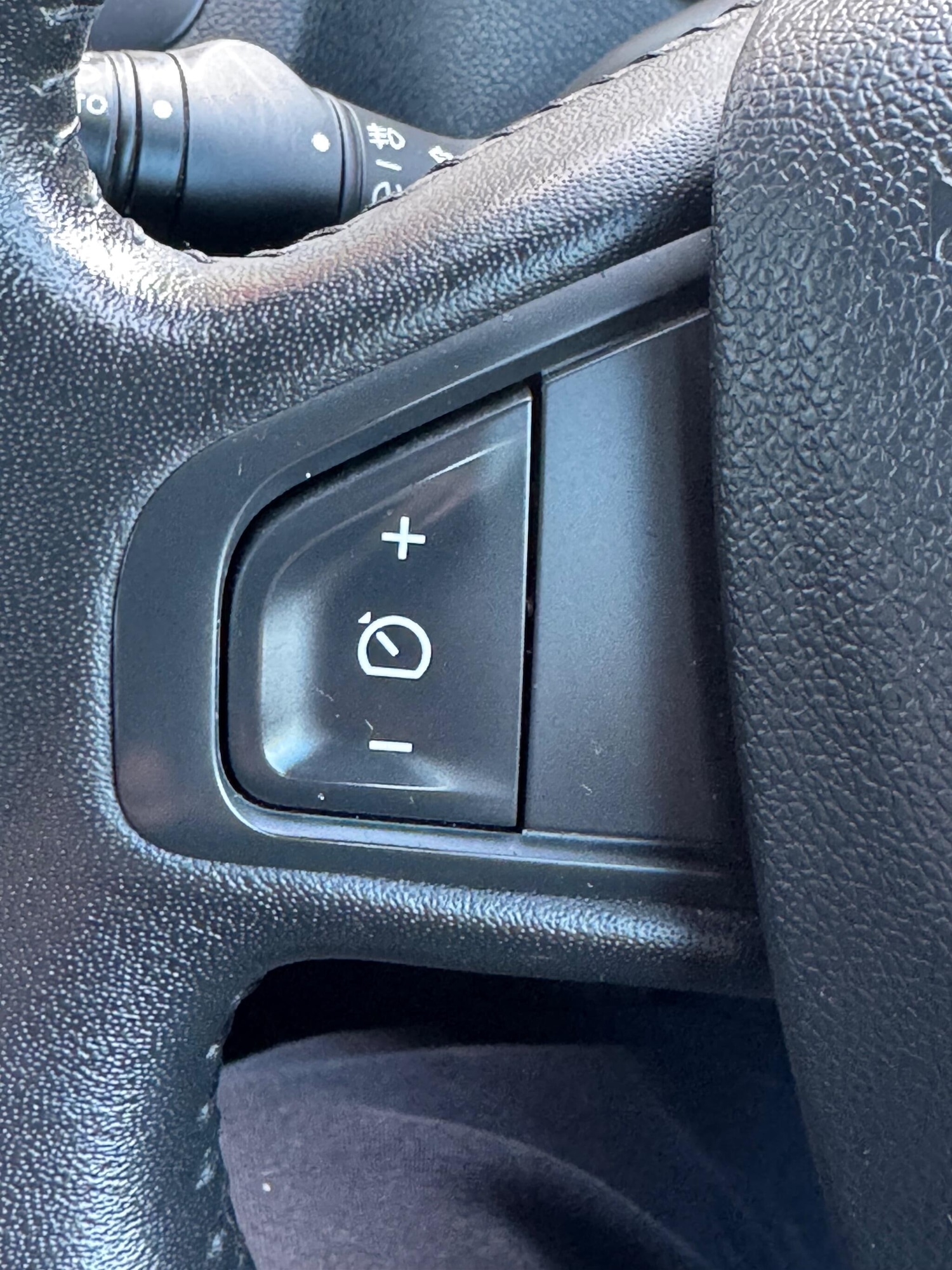 Used Renault Megane 2015 for sale - 77050080: Photo 23