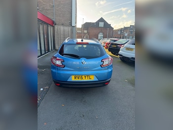 Used Renault Megane 2015 for sale - 77050080: Photo