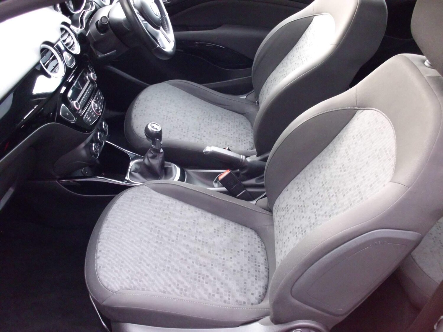 Used Vauxhall ADAM 2017 for sale - 77478687: Photo 10