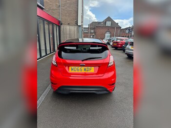 Used Ford Fiesta 2015 for sale - 78220316: Photo