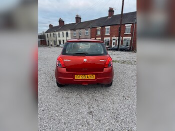 Used Suzuki Swift 2010 for sale - 77074193: Photo