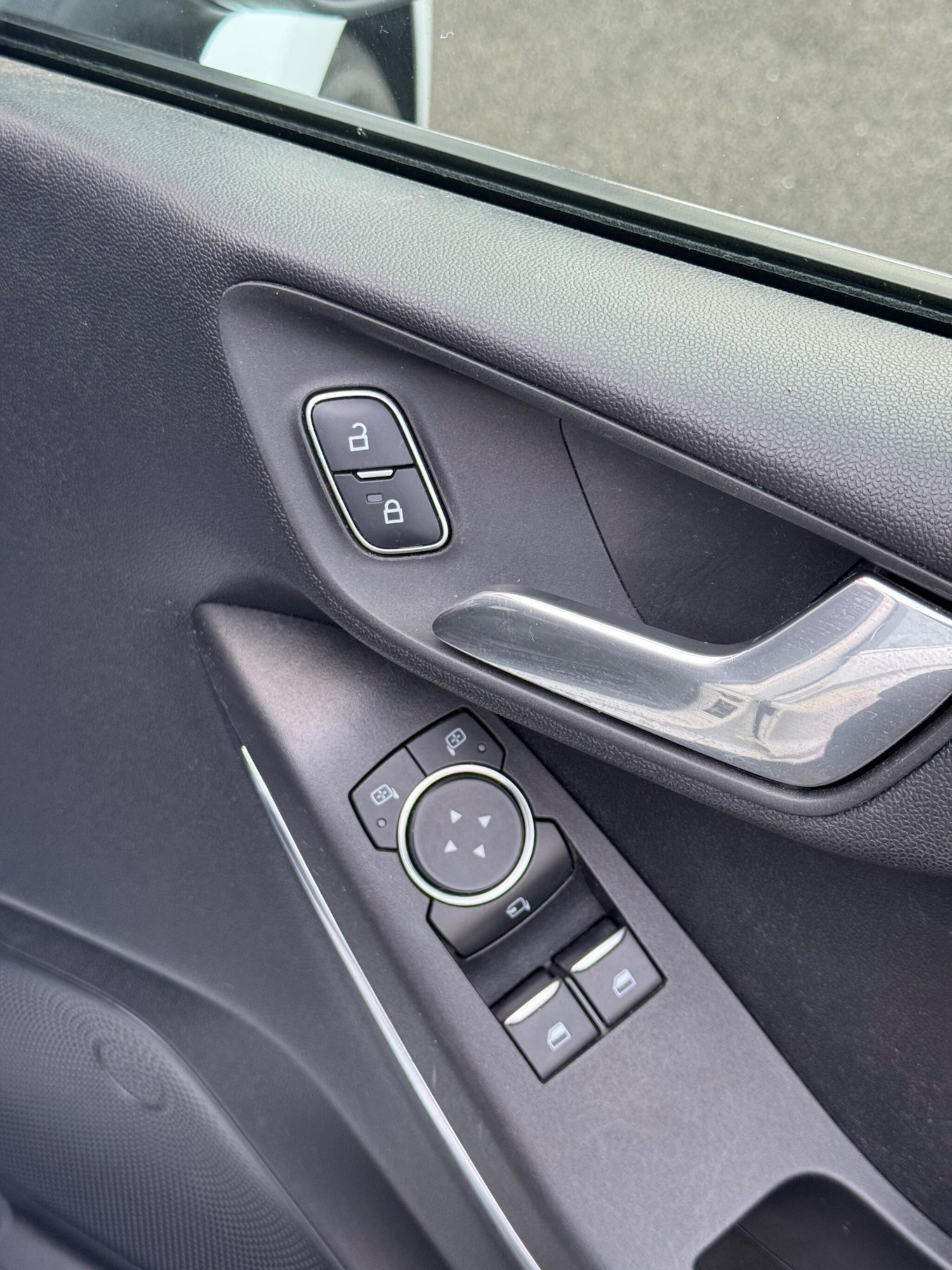 Used Ford Fiesta for sale - 77215507: Photo 17