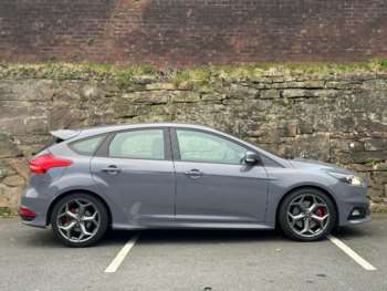 Used Ford Focus 2017 for sale - 73172135: Photo