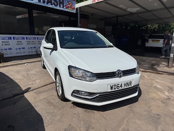 Used Volkswagen Polo 2015 for sale - 79144799: Photo