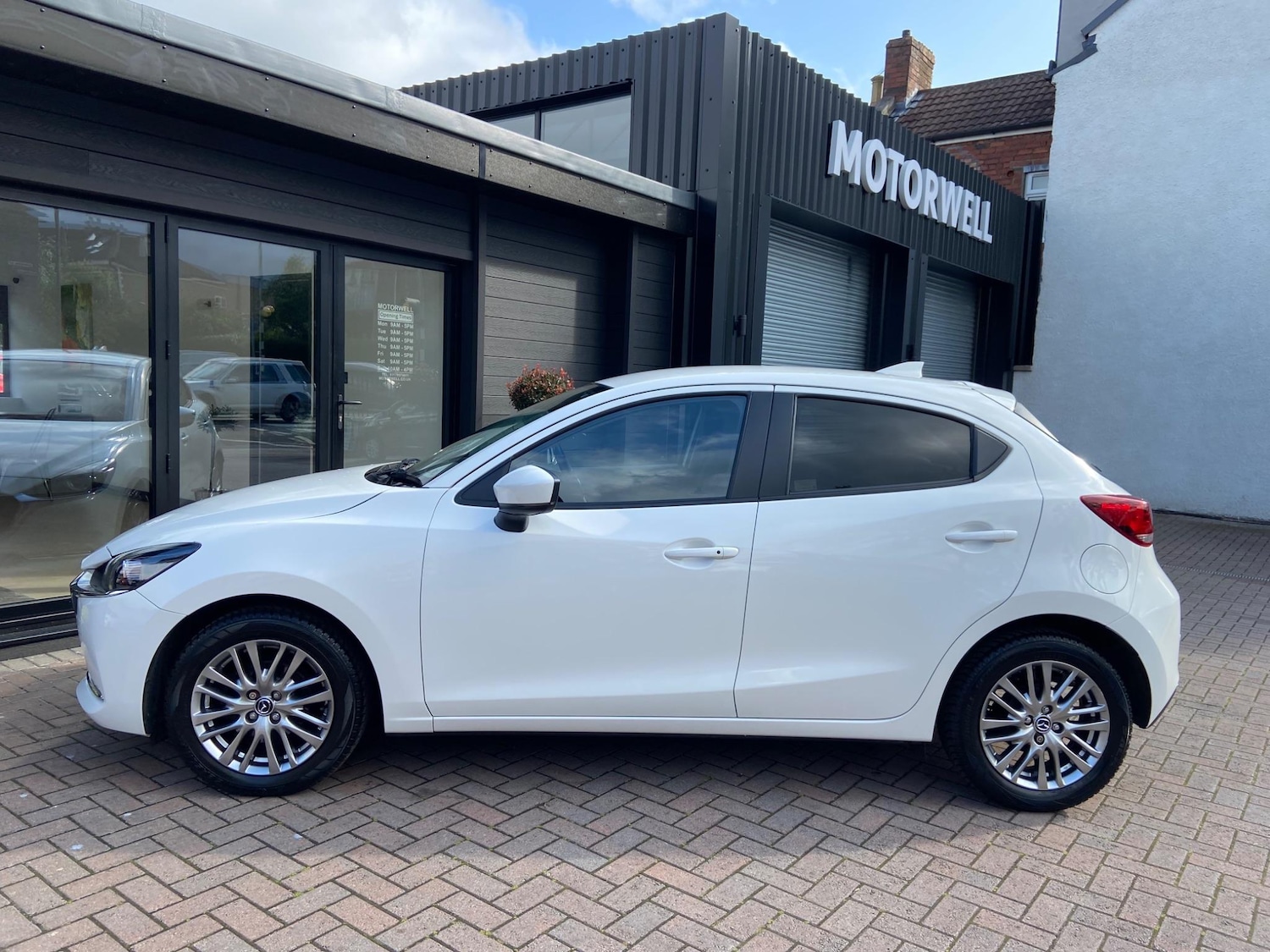 Used Mazda Mazda2 2021 for sale - 76175503: Photo 8