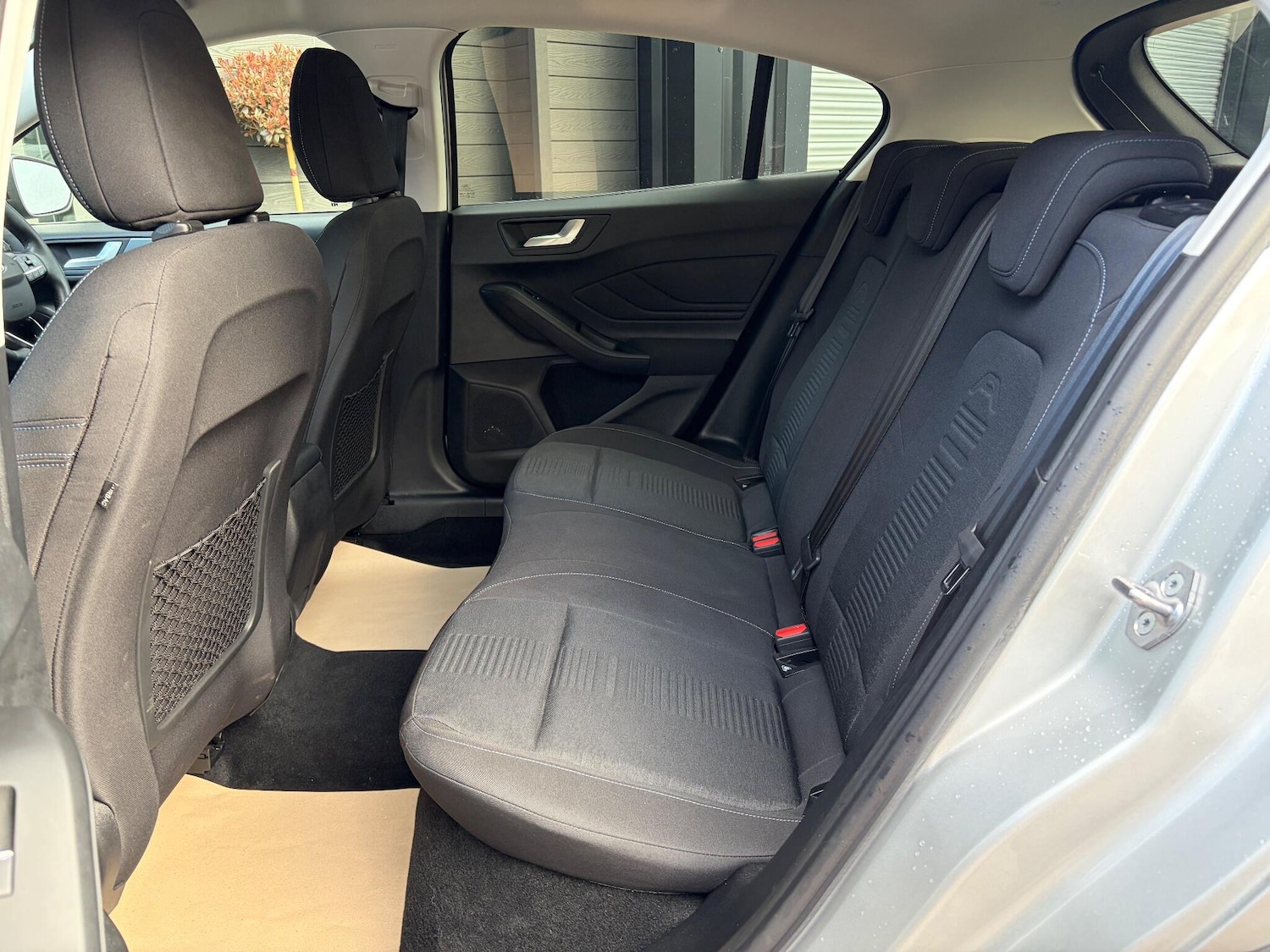 Used Ford Focus 2021 for sale - 76370698: Photo 26