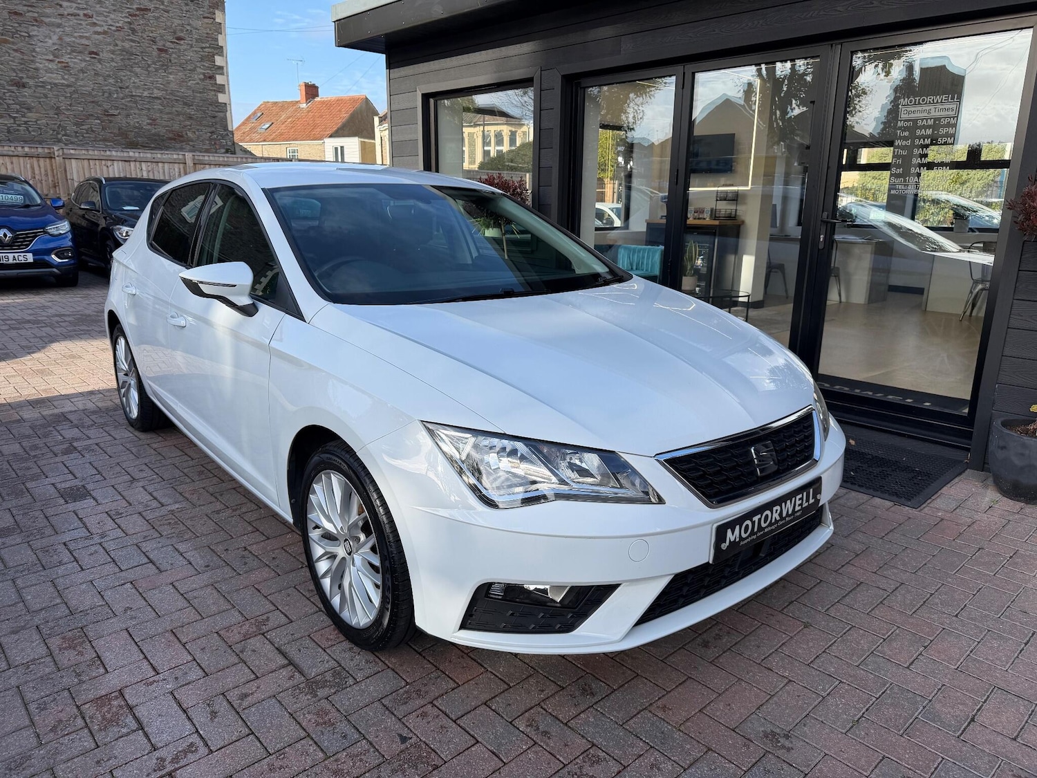 Used SEAT Leon 2017 for sale - 76398037: Photo 2