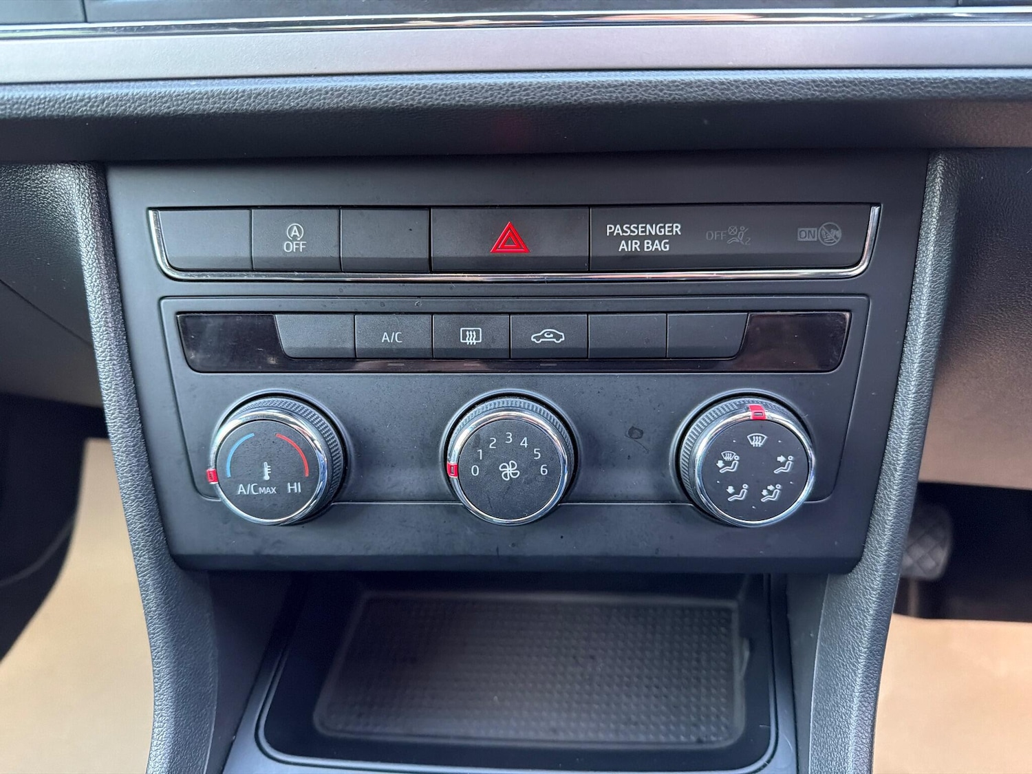 Used SEAT Leon 2017 for sale - 76398037: Photo 29