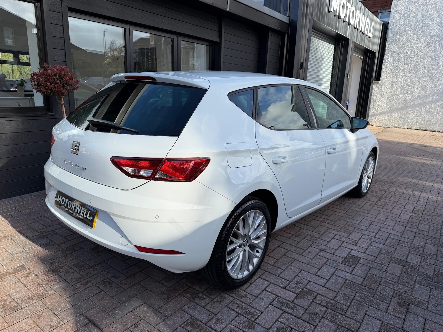Used SEAT Leon 2017 for sale - 76398037: Photo 4