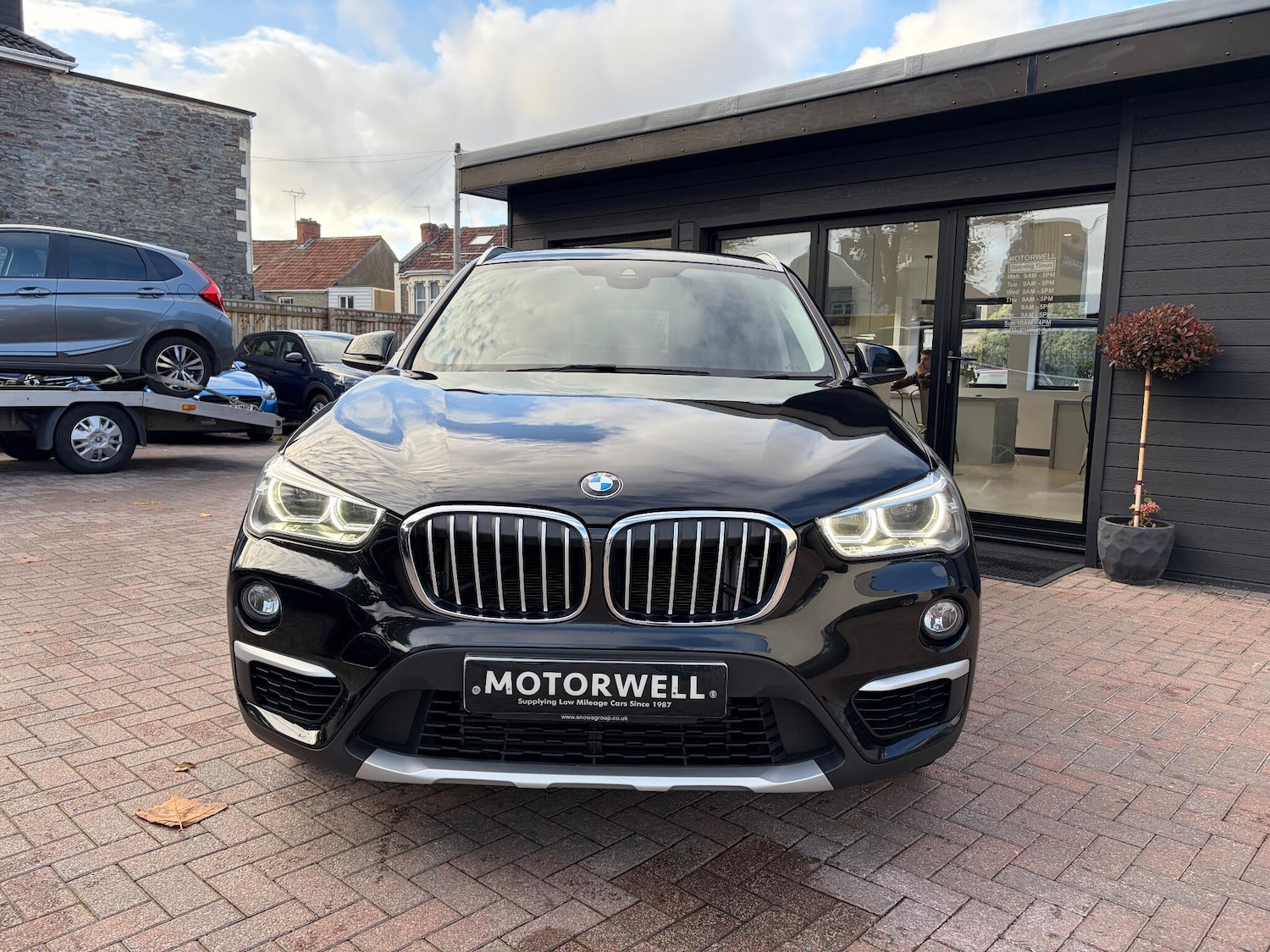 Used BMW X1 2018 for sale - 76327203: Photo 2