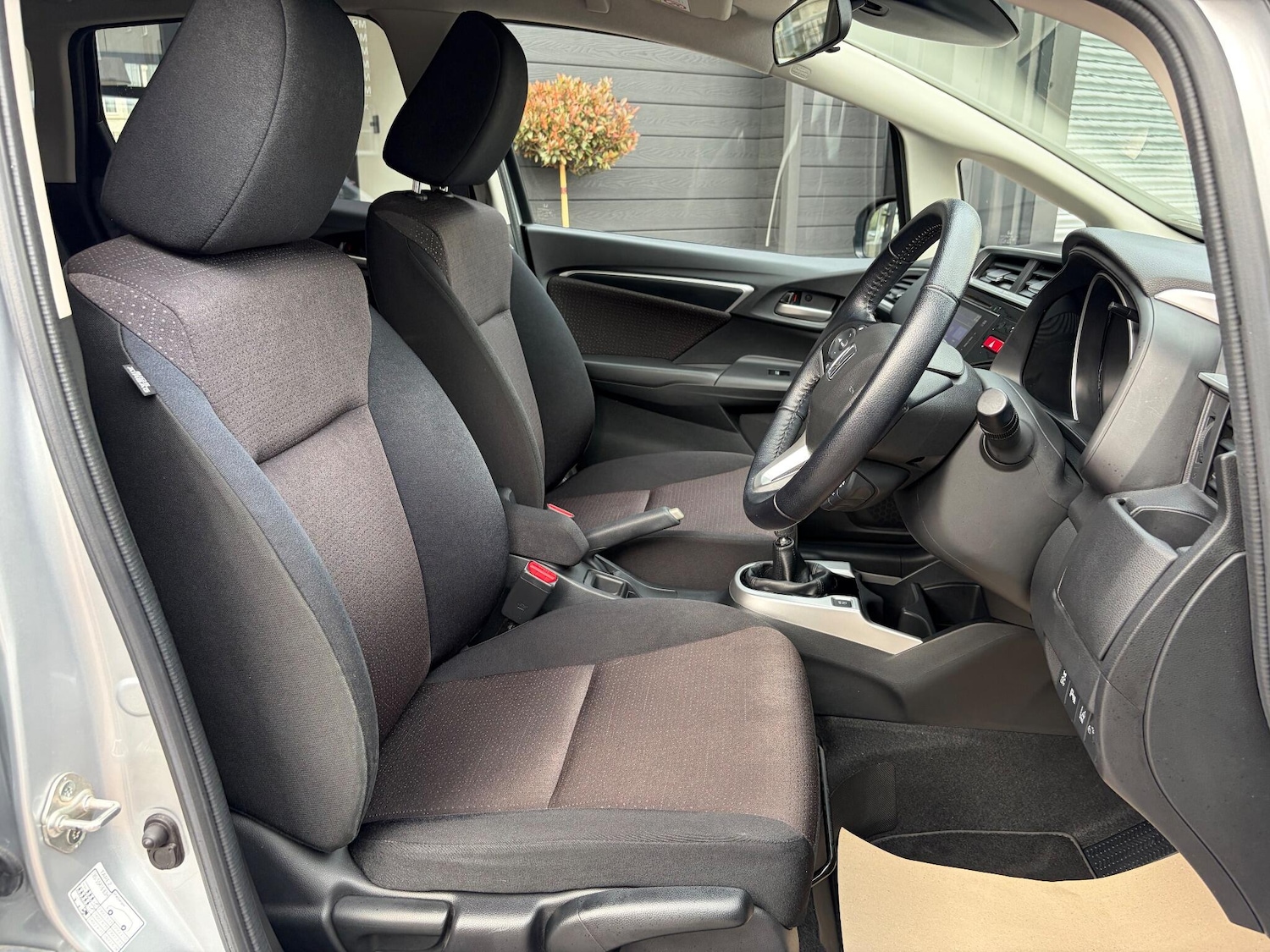 Used Honda Jazz 2017 for sale - 76174691: Photo 11