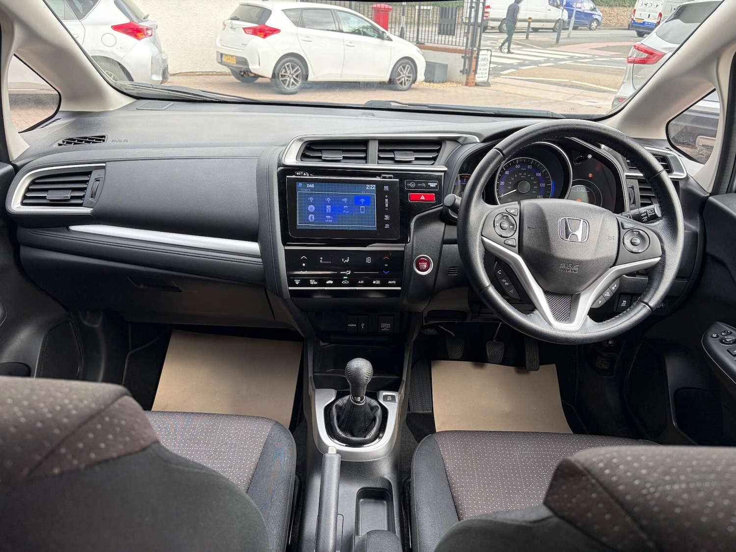 Used Honda Jazz 2017 for sale - 76174691: Photo 12