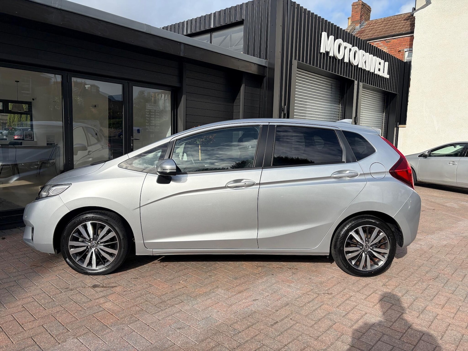 Used Honda Jazz 2017 for sale - 76174691: Photo 9