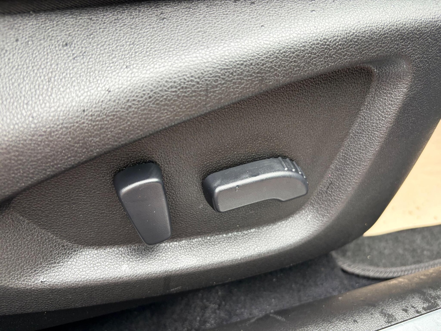 Used Renault Kadjar for sale - 76440365: Photo 31