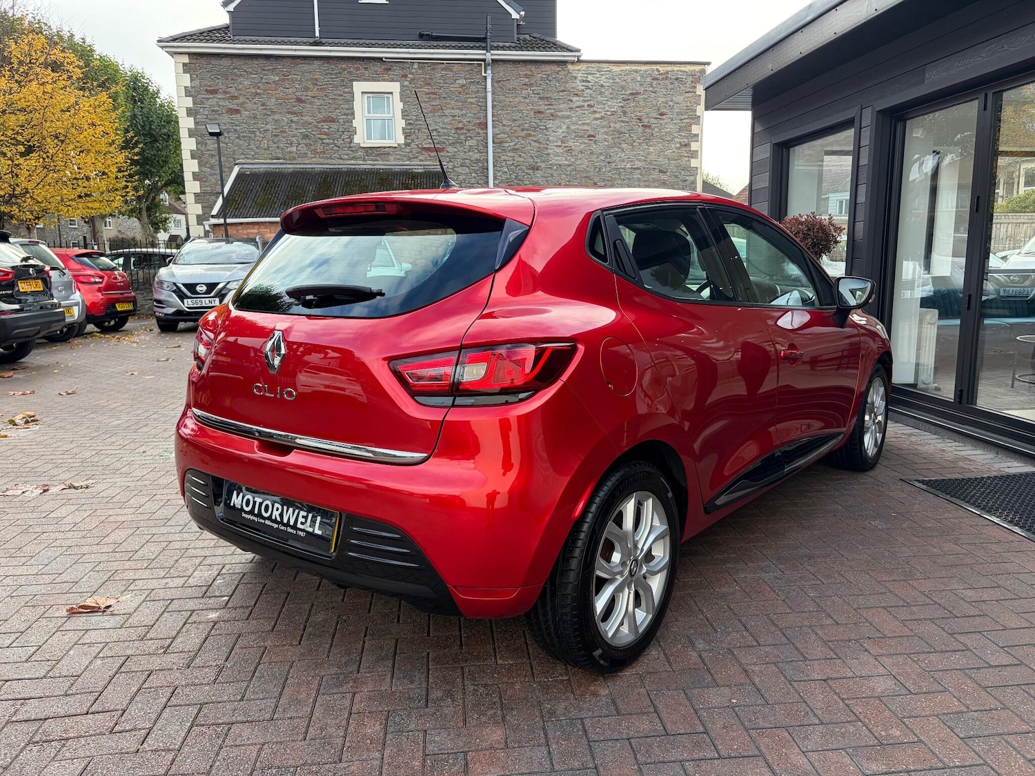 Used Renault Clio 2017 for sale - 76377259: Photo 6