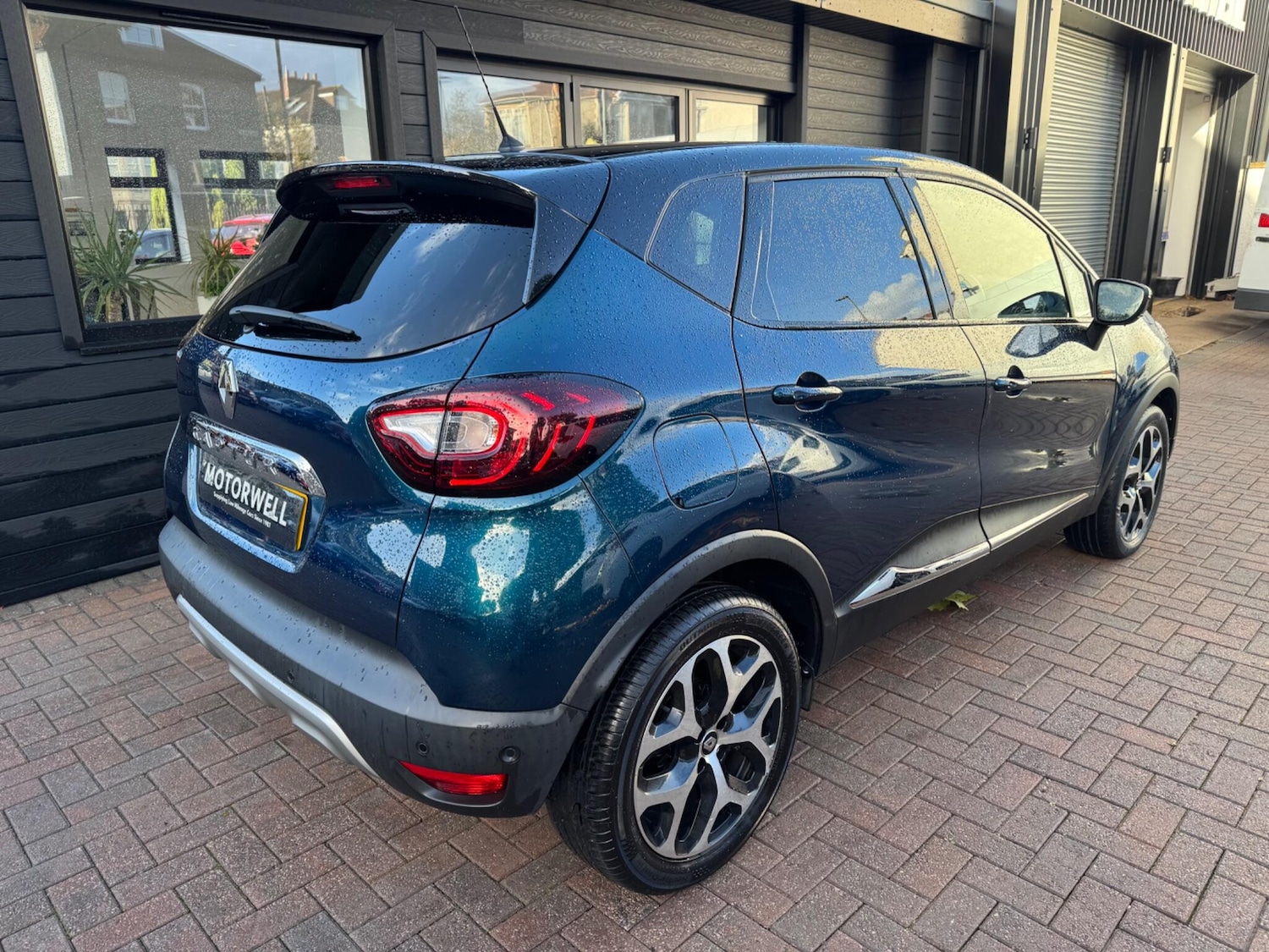 Used Renault Captur 2018 for sale - 76432808: Photo 5