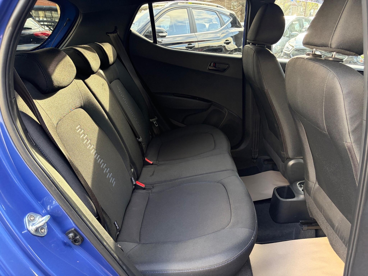 Used Hyundai i10 2019 for sale - 76572923: Photo 30