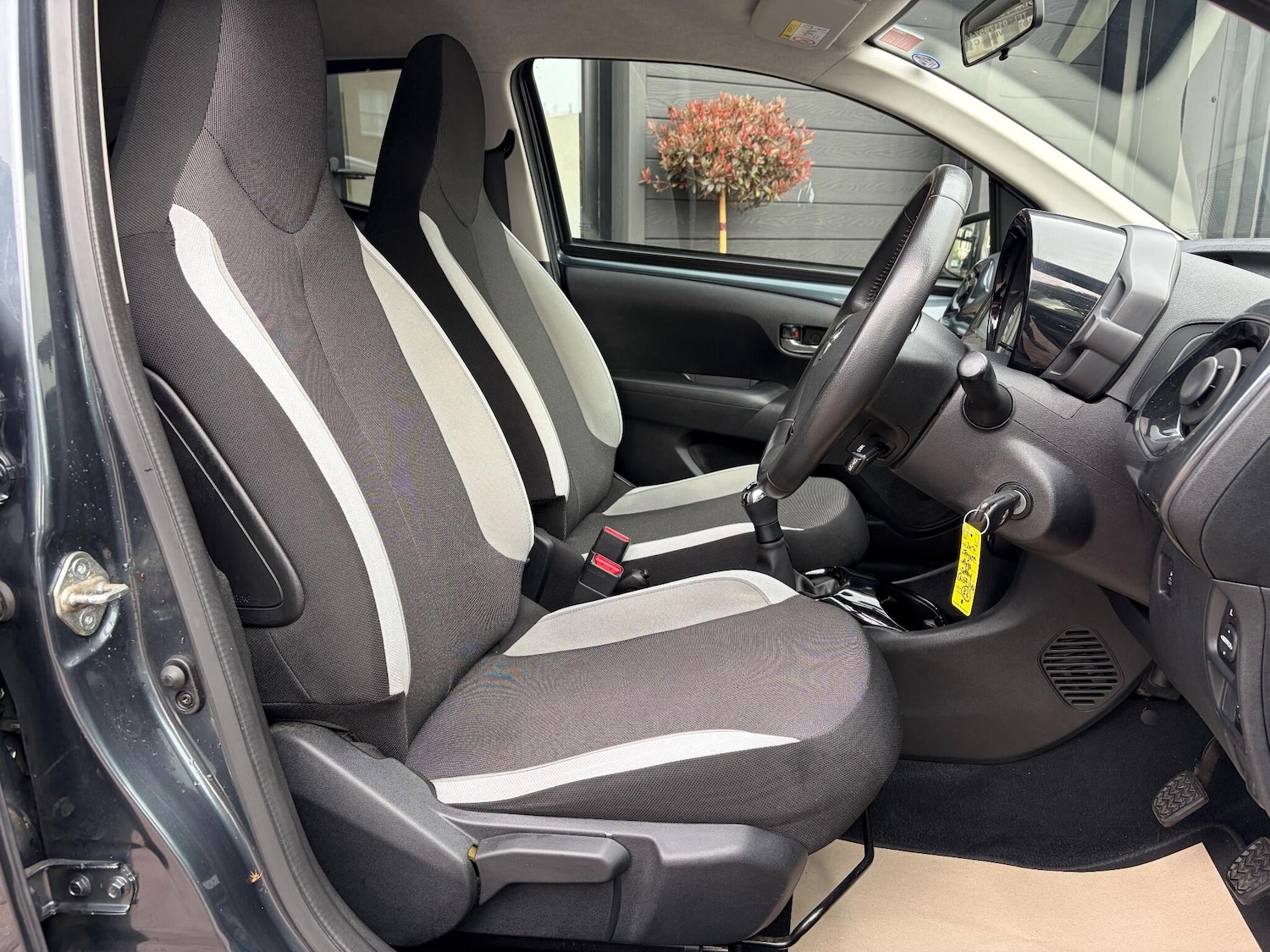 Used Toyota AYGO 2017 for sale - 76423076: Photo 11