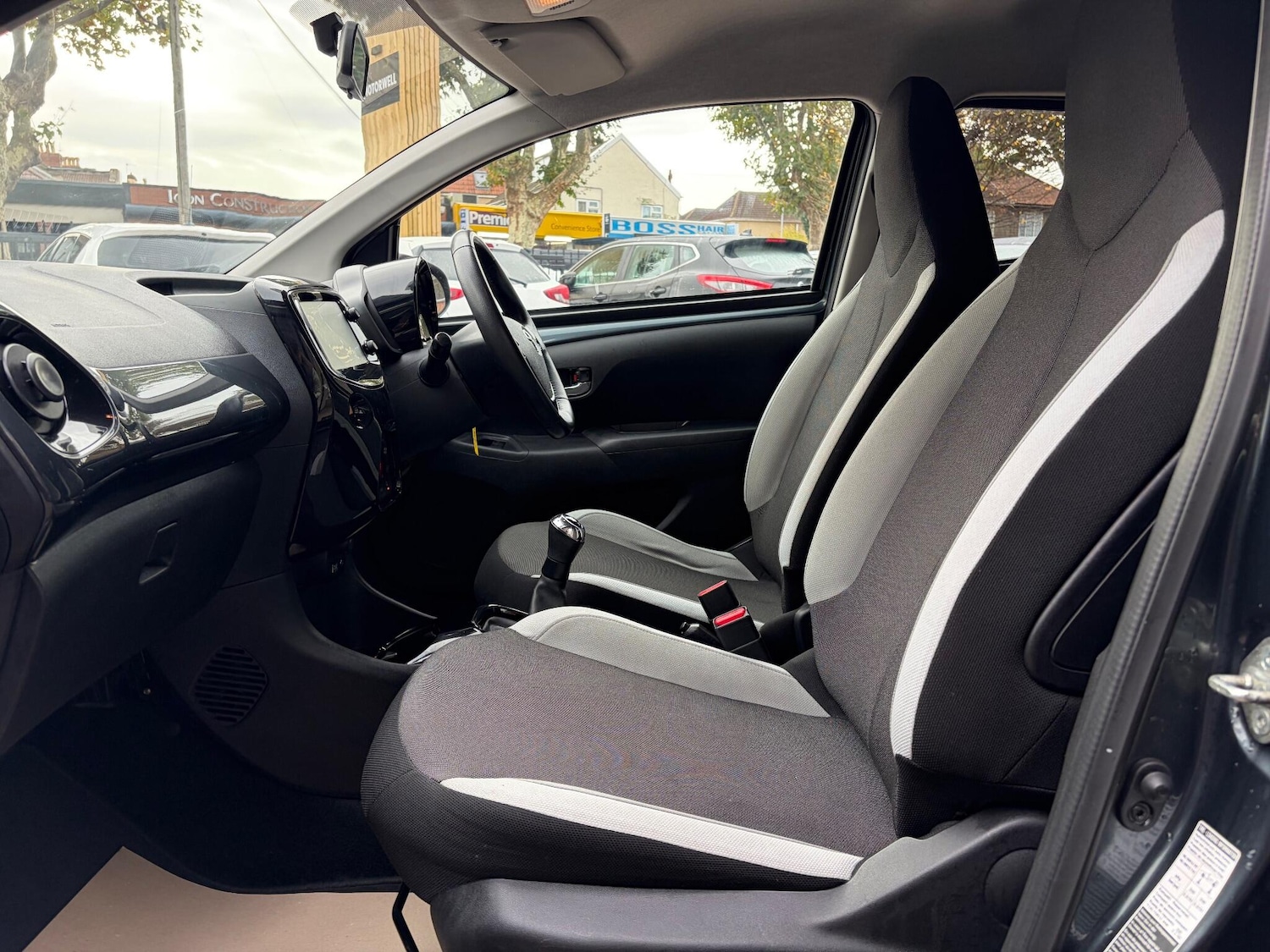 Used Toyota AYGO 2017 for sale - 76423076: Photo 28