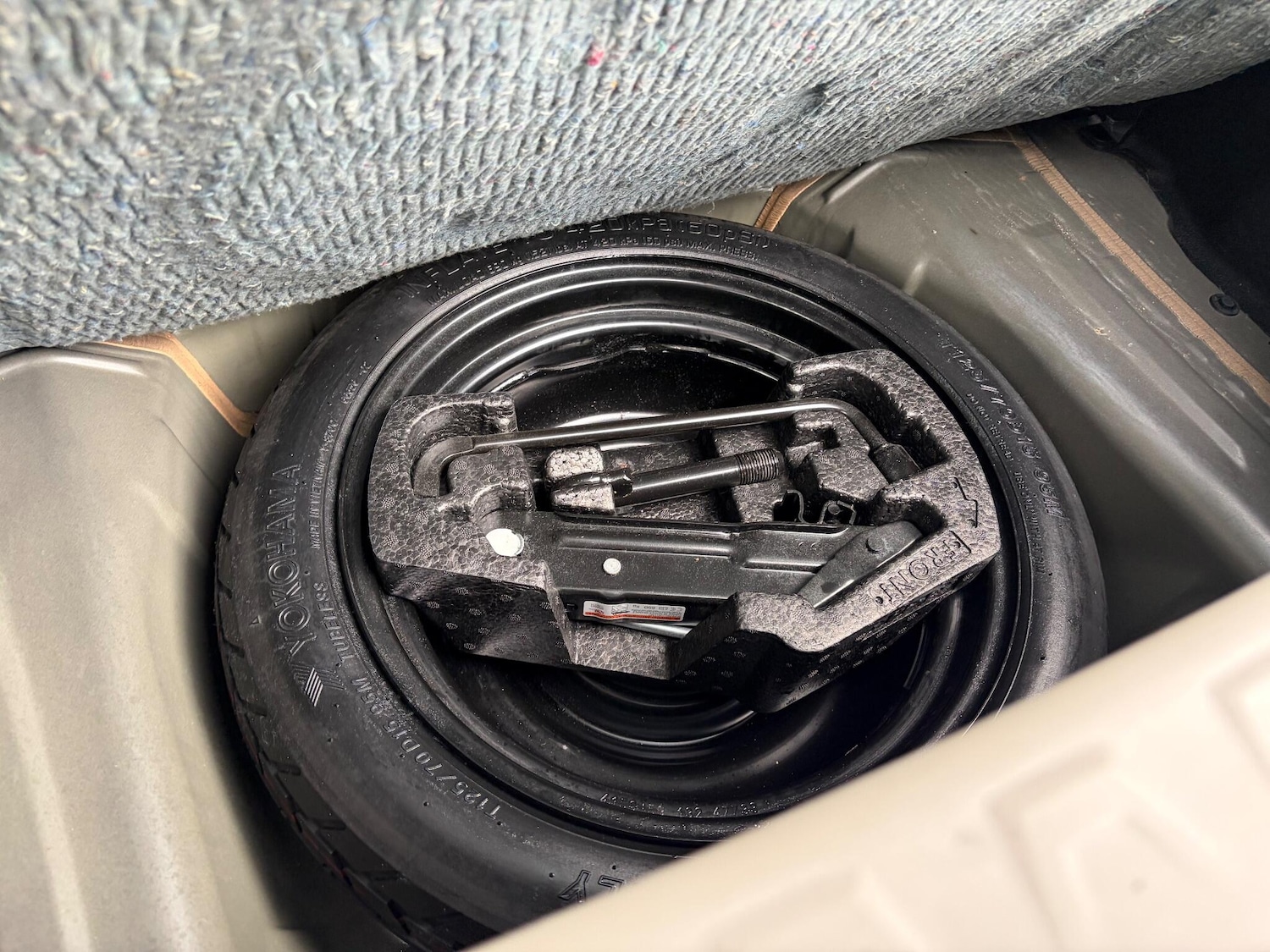 Used Toyota AYGO 2017 for sale - 76423076: Photo 34