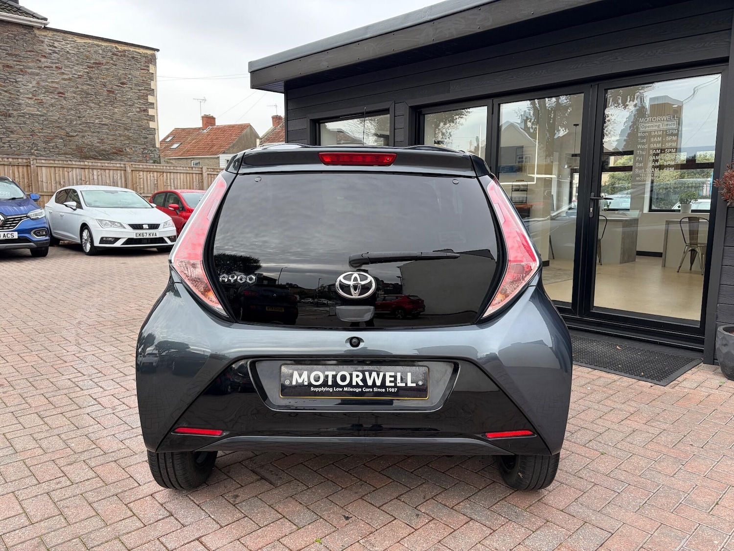 Used Toyota AYGO 2017 for sale - 76423076: Photo 7