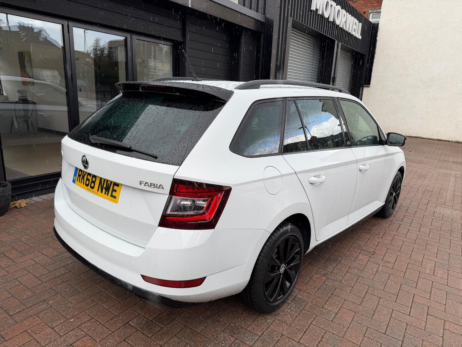 Used Skoda Fabia 2018 for sale - 76522351: Photo 4