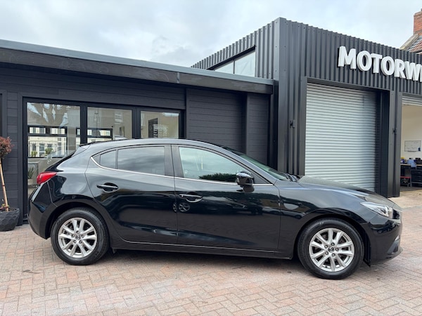 Used Mazda Mazda3 2016 for sale - 76227208: Photo 5