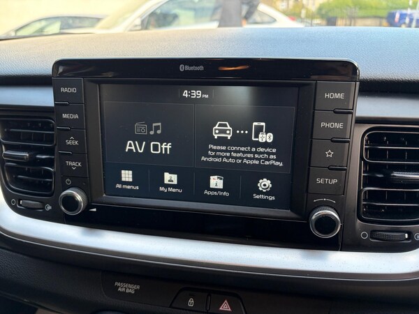 Used Kia Stonic 2018 for sale - 76175335: Photo 14