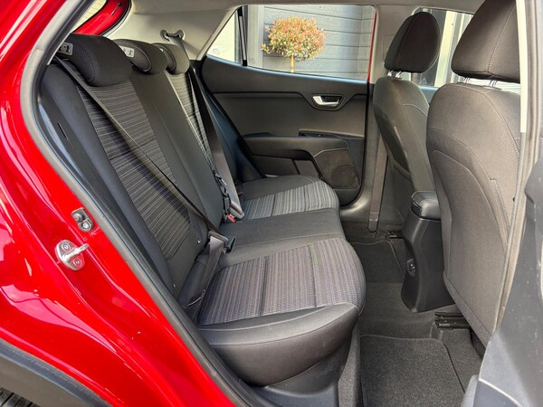 Used Kia Stonic 2018 for sale - 76175335: Photo 29