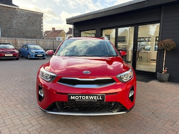 Used Kia Stonic 2018 for sale - 76175335: Photo 3