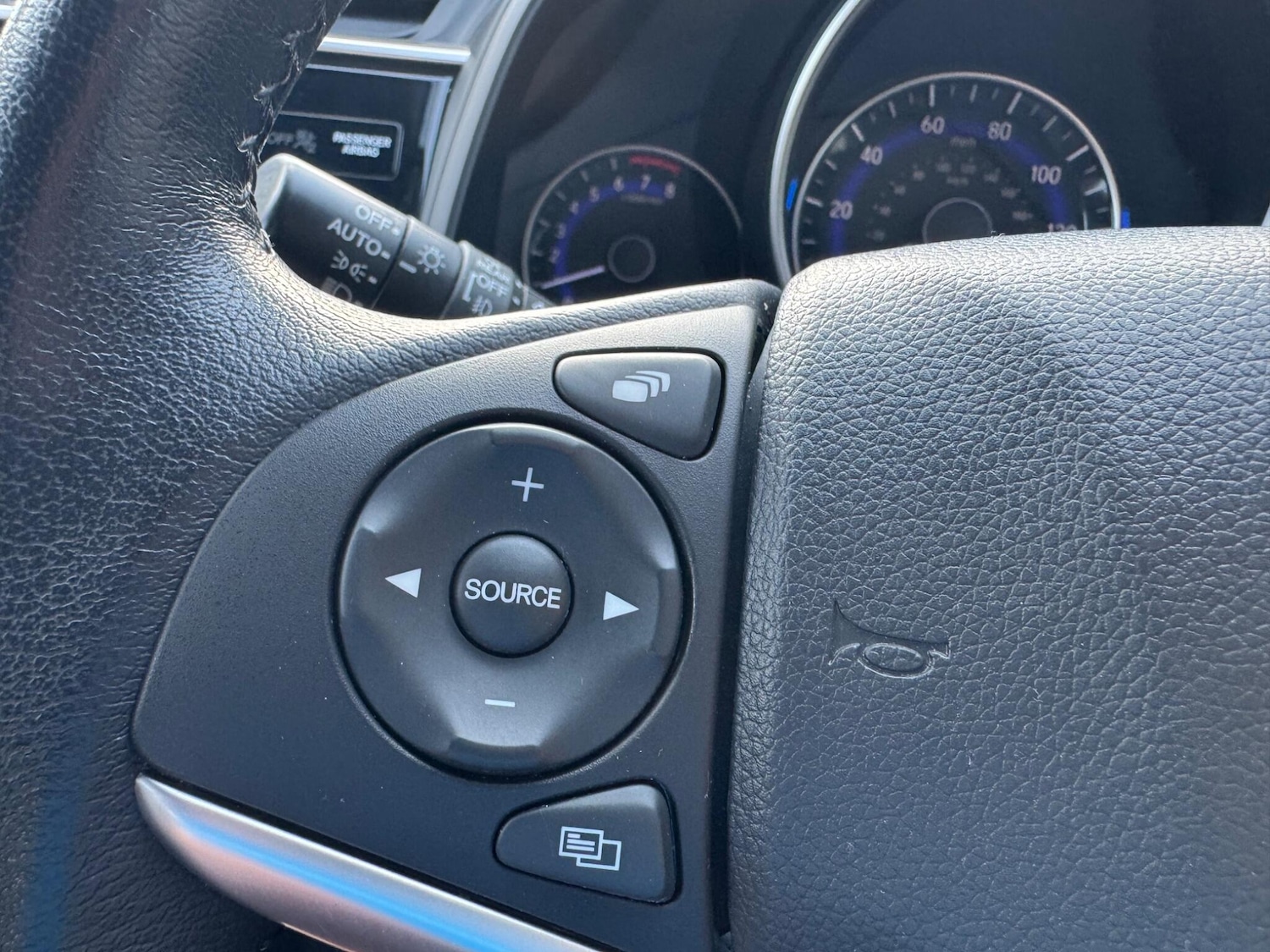 Used Honda Jazz 2019 for sale - 76137417: Photo 30