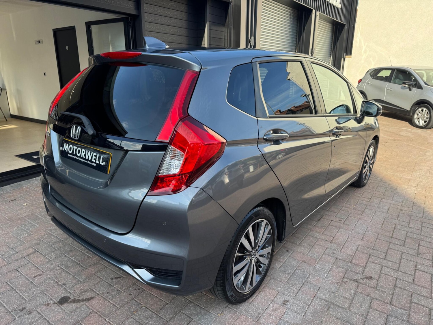 Used Honda Jazz 2019 for sale - 76137417: Photo 5