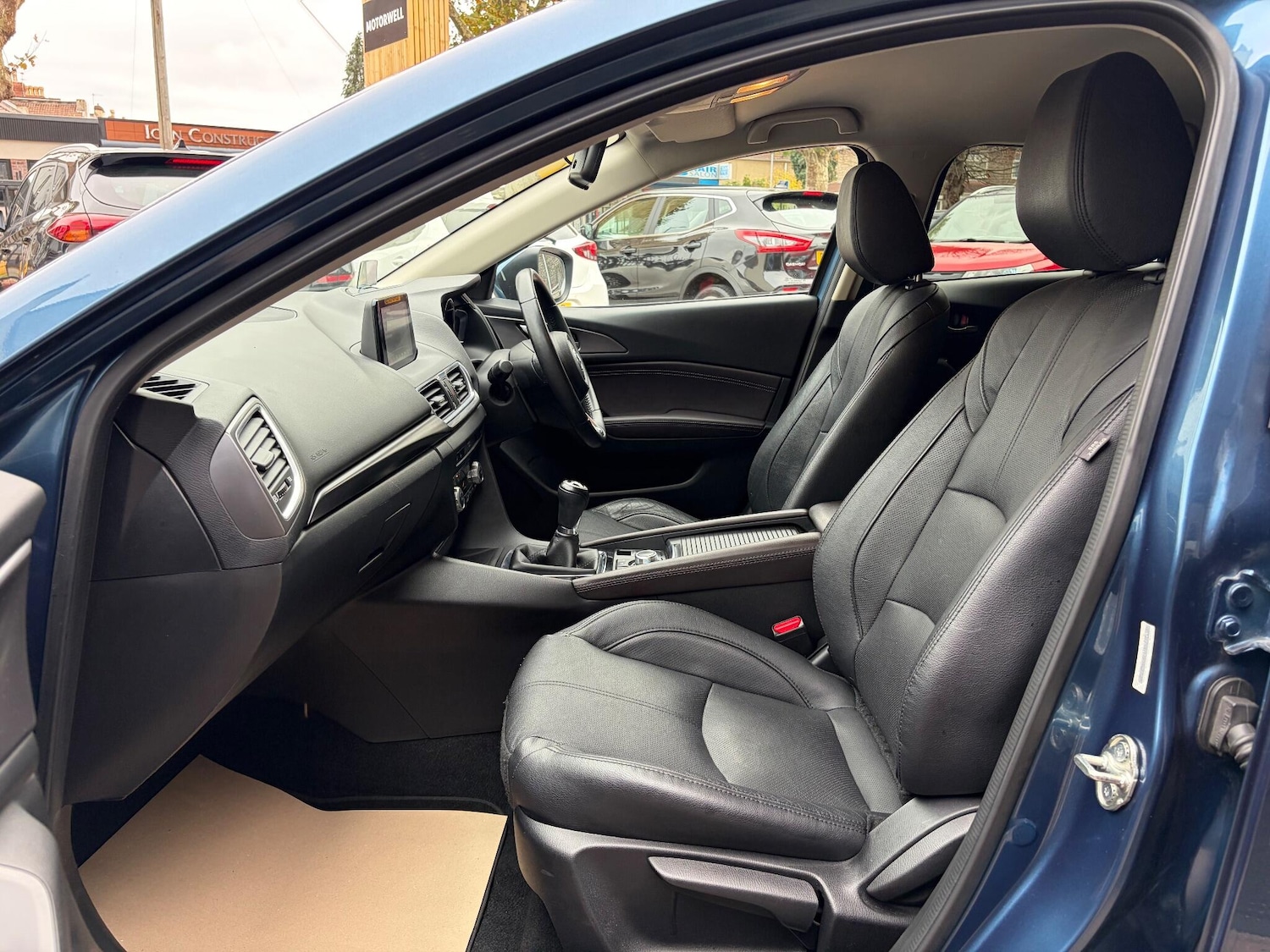 Used Mazda Mazda3 2017 for sale - 76522484: Photo 32