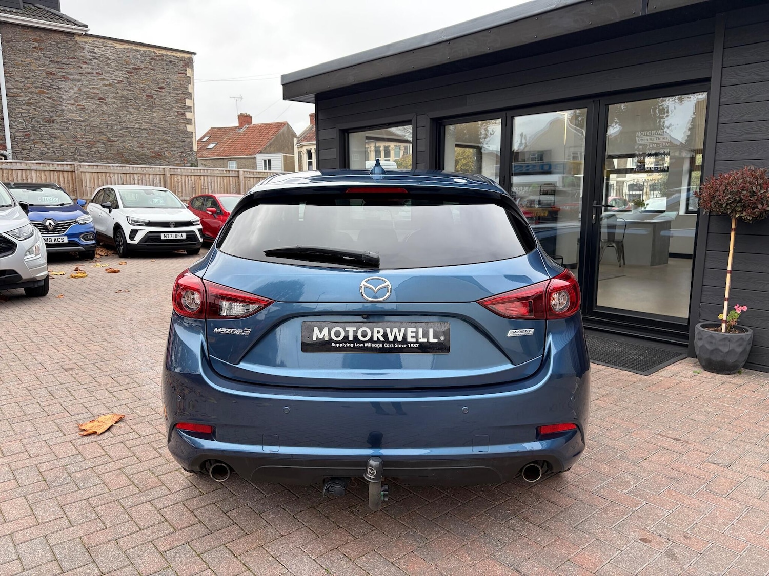 Used Mazda Mazda3 2017 for sale - 76522484: Photo 7