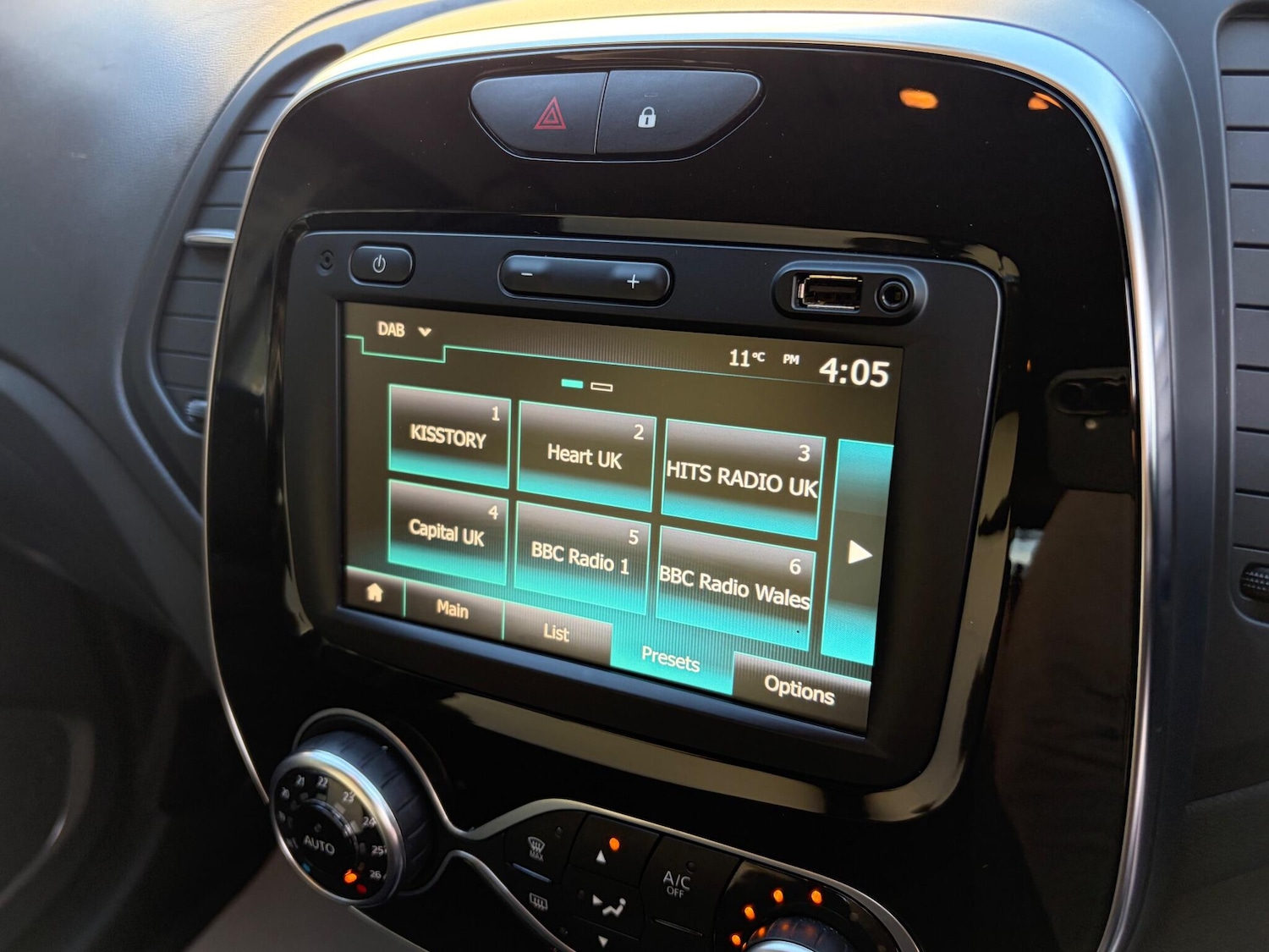 Used Renault Captur 2019 for sale - 76377919: Photo 13
