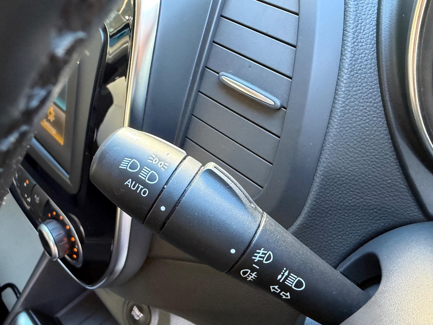 Used Renault Captur 2019 for sale - 76377919: Photo 20