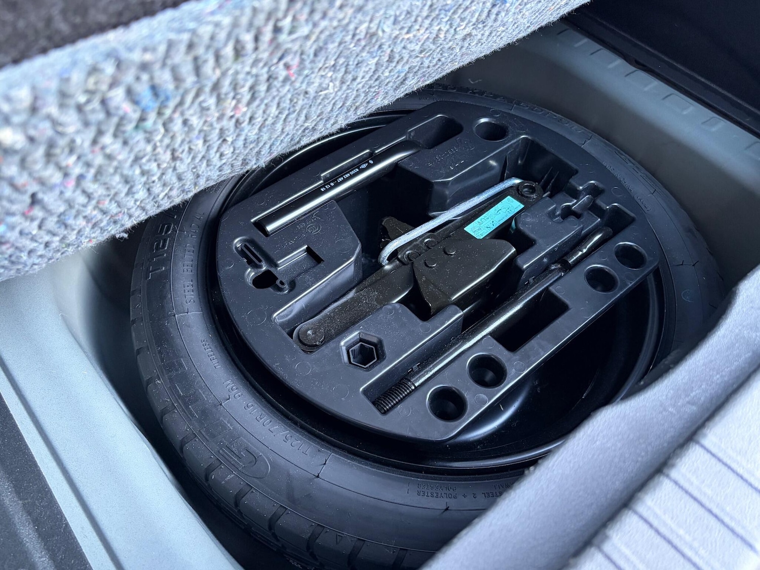 Used Renault Captur 2019 for sale - 76377919: Photo 35