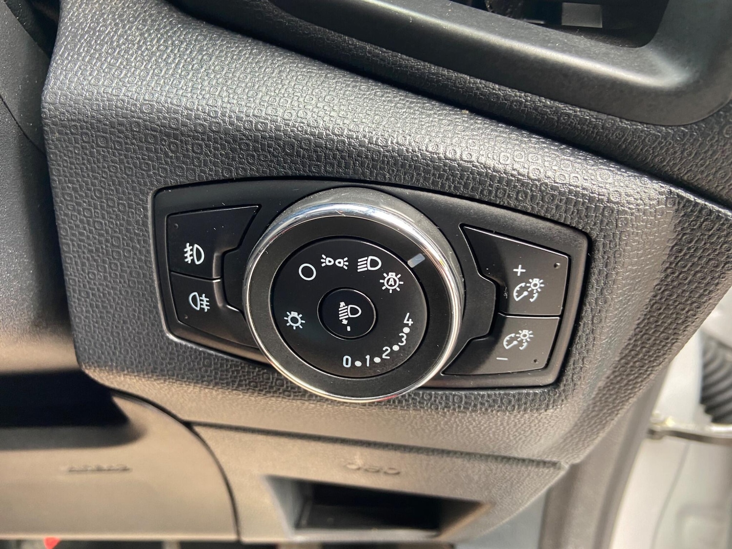 Used Ford Ecosport 2018 for sale - 76591935: Photo 26