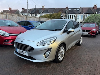 2018 (18) - 1.0 EcoBoost 125 Titanium 5dr