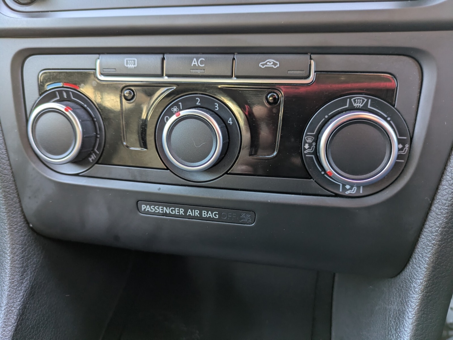 Used Volkswagen Golf 2011 for sale - 76684146: Photo 31