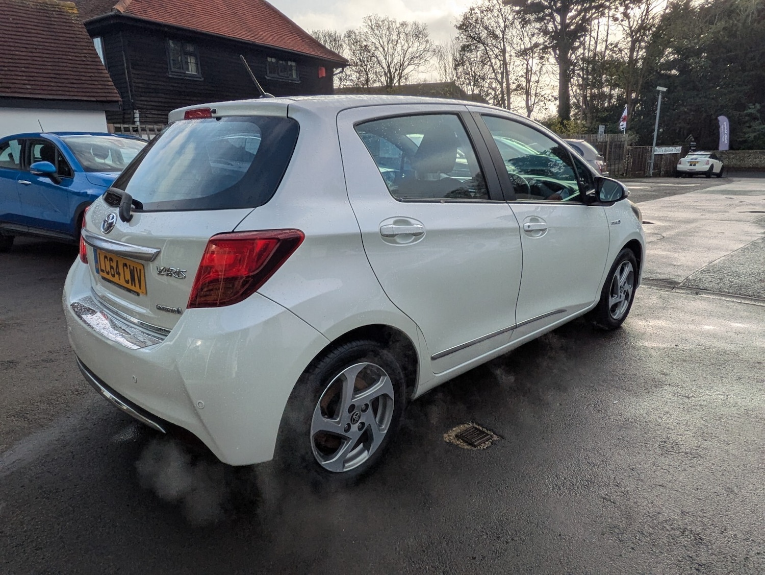 Used Toyota Yaris 2014 for sale - 76544496: Photo 10