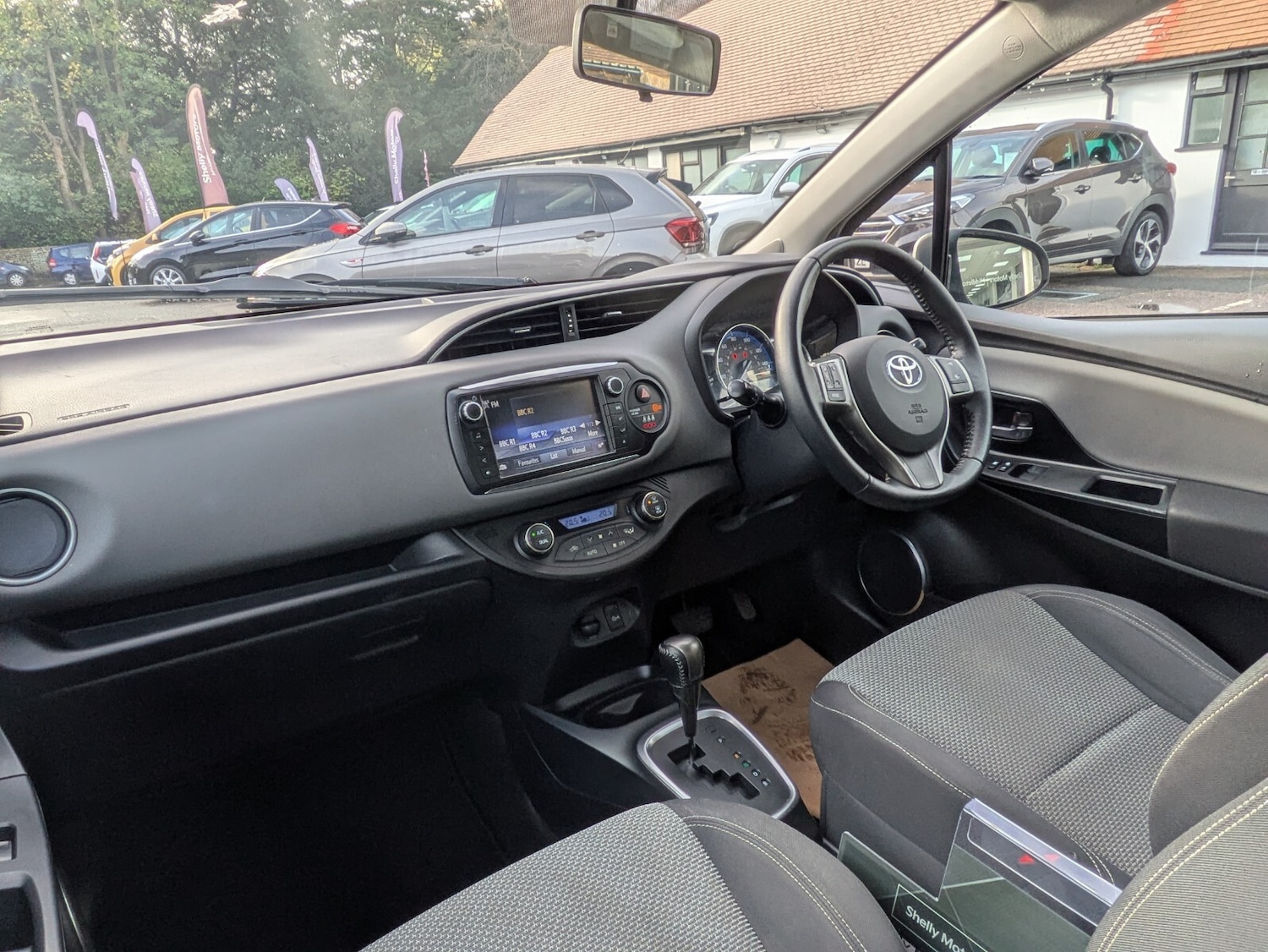 Used Toyota Yaris 2014 for sale - 76544496: Photo 12